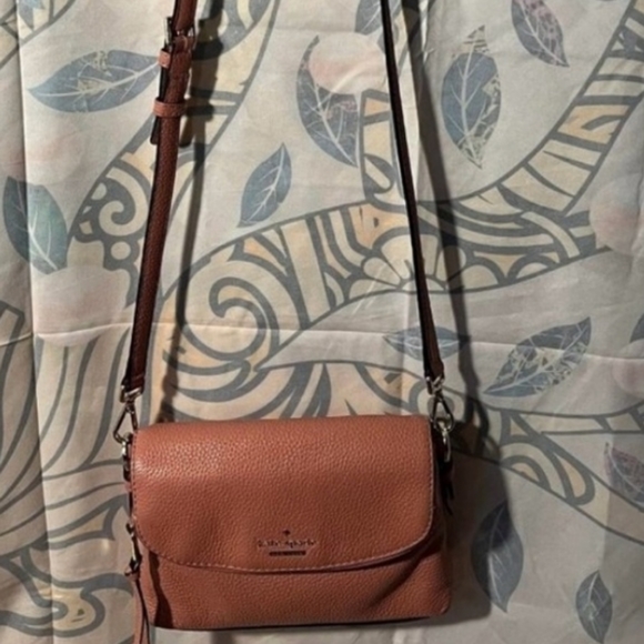 Kate Spade Jackson Street Small Harlyn Leather Crossbody, EUC - Picture 4 of 4
